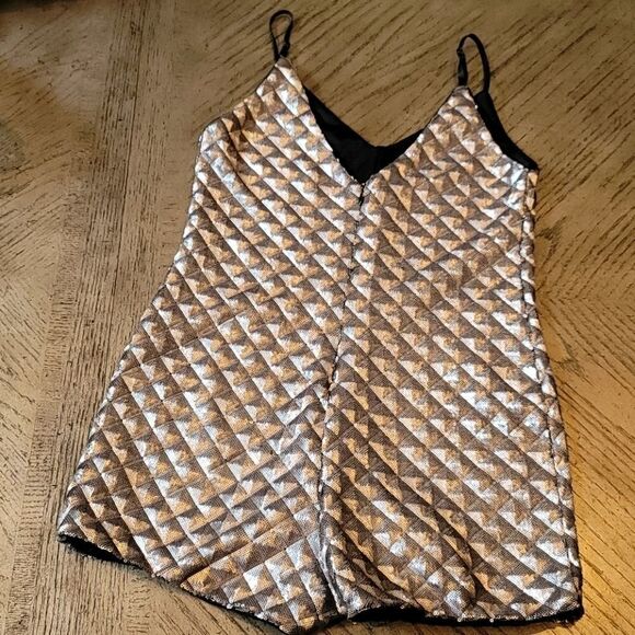 gold and black metallic romper S - Picture 5 of 6